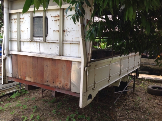 ขาย กระบะ 6 ล้อ NQR- 5.50 m. คอกเหล็กสวยๆ ครับ ขาย กระบะ 6 ล้อ NQR- 5.50 m. คอกเหล็กสวยๆ ครับ