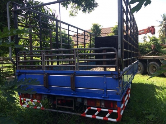 ขาย กระบะ 6 ล้อ NQR- 5.50 m. คอกเหล็กสวยๆ ครับ ขาย กระบะ 6 ล้อ NQR- 5.50 m. คอกเหล็กสวยๆ ครับ