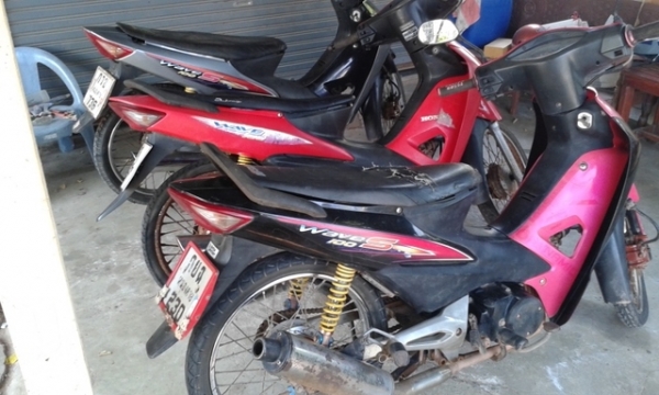 เวฟ100เหมาเท่านั้น 3 คัน เวฟ100เหมาเท่านั้น 3 คัน