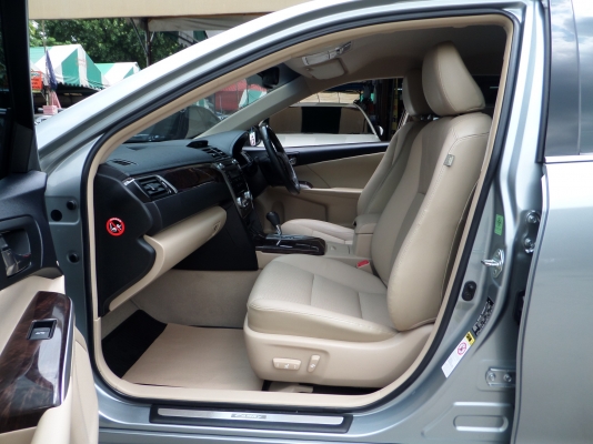 ฟรีดาวน์ คัมรี ไฮบริด ปี2012 รถสวยไร้ตำหนิ การันตีศูนย์ ฟรีดาวน์ คัมรี ไฮบริด ปี2012 รถสวยไร้ตำหนิ การันตีศูนย์