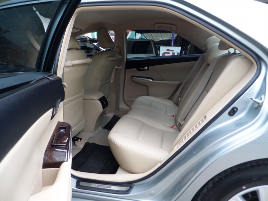 ฟรีดาวน์ คัมรี ไฮบริด ปี2012 รถสวยไร้ตำหนิ การันตีศูนย์ ฟรีดาวน์ คัมรี ไฮบริด ปี2012 รถสวยไร้ตำหนิ การันตีศูนย์