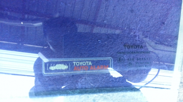 กระจกประตูหน้าซ้าย Vigo Cab ของแท้มือสอง