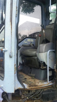 แบ็คโคร KOMATSU128-6 สภาพสวยเก่านอก พร้อมใช้ เอกสารอินร์วอยน์ ดูรถที่ อ.คูเมือง .จ.บุรีรัมย์ TEL.0857698049 0887115178 ID LINE ps5599