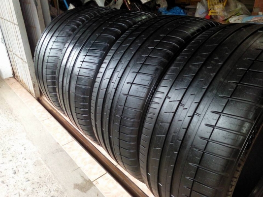 แม็กใหม่ 18"9.5-10.5 พร้อมยาง 235/40/18 275/35/18