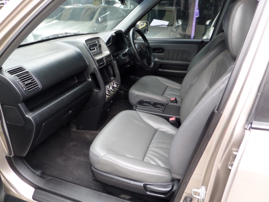 HONDA CRV 2.0 ปี2002 รถสวย เดิมๆไม่มีตำหนิ ขาย 229,000 สนใจโทรเลย 097-107-8777 HONDA CRV 2.0 ปี2002 รถสวย เดิมๆไม่มีตำหนิ ขาย 229,000 สนใจโทรเลย 097-107-8777