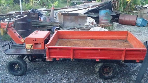 รถบรรทุกพืชผลการเกษตร  รุ่น GH220 เก่าญี่ปุ่น สภาพสวยพร้อมใช้งาน ล้อหลังเป็น 2 ล้อคู่