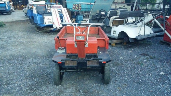 รถบรรทุกพืชผลการเกษตร  รุ่น GH220 เก่าญี่ปุ่น สภาพสวยพร้อมใช้งาน ล้อหลังเป็น 2 ล้อคู่