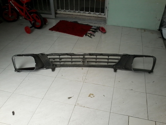 หน้ากากมิตซู สตราด้า