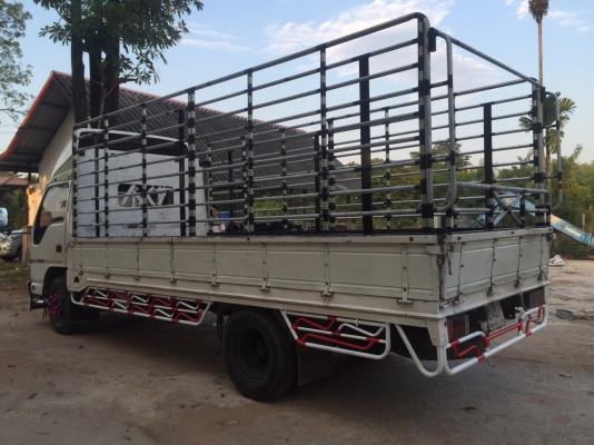 NPR130 แรงรถปี 50 รถสวยพร้อมใช้งาน เครื่องดี คัสชีงาม พร้อมคอกเหล็กต่อใหม่ ยาว 5 เมตร  เอกสารเล่มทะเบียนพร้อมโอน ราคา 650,000 ต่อรอง สนใจติดต่อ 0845672050