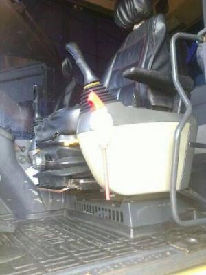 ขายรถแบคโฮ KOMATSU PC-200-8 อิมวอย ราคา.1550000 ต่อรองคับ สนใจโทรจองเลย ขายรถแบคโฮ KOMATSU PC-200-8 อิมวอย ราคา.1550000 ต่อรองคับ สนใจโทรจองเลย