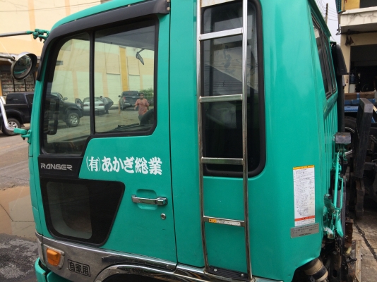 ขายหัวรถบรรทุก 6ล้อ ฮีโน่ ไฮเทค หัวแคบ ไม่แพง