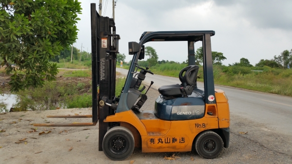 ขายด่วนรถยก TOYOTA 7FGยก1.5ตันเสาสูง3เมตรยางตันหน้าหลังรถนอกนำเข้ายังไม่เคยใช้งานในเมืองไทยเลย=รุ่นใหม่ขายถูกๆๆ