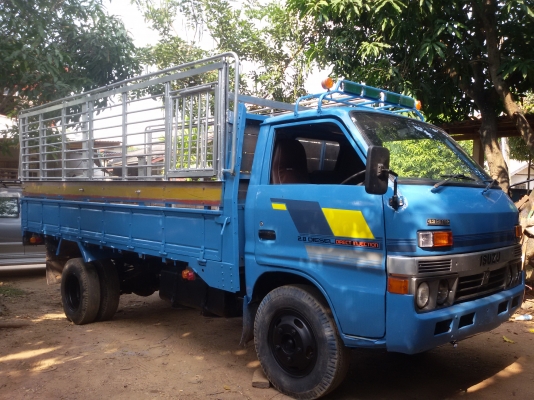 ลูกค้าบุรีรัมย์คุณวัชรินทร์รับรถกลับถึงบ้านเรียบร้อยแล้ว(ขอบคุณมากๆๆคับ....).(4BC2ฝาดำ ยอดนิยม)ประหยัดน้ำมันสุดๆ เครื่องแน่นๆ แห้ง แรงดีมาก แซสซีสวยๆตลอดเส้นไม่มีที่ติ ภายในเก๋งคอนโซนครบสวยๆ รถใช้งานประจำ พร้อมโอนทั่วไทย พร้อมใช้งานได้เลยไม่ต้องทำอะไรอ ลูกค้าบุรีรัมย์คุณวัชรินทร์รับรถกลับถึงบ้านเรียบร้อยแล้ว(ขอบคุณมากๆๆคับ....).(4BC2ฝาดำ ยอดนิยม)ประหยัดน้ำมันสุดๆ เครื่องแน่นๆ แห้ง แรงดีมาก แซสซีสวยๆตลอดเส้นไม่มีที่ติ ภายในเก๋งคอนโซนครบสวยๆ รถใช้งานประจำ พร้อมโอนทั่วไทย พร้อมใช้งานได้เลยไม่ต้องทำอะไรอ