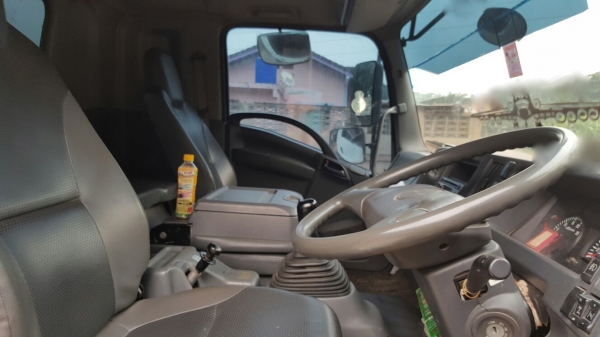 รถอีซูซุ 10 ล้อดั้ม FXZ 360 แรงม้า. ปี 54 , ( ขายแม่ , ลูก. ) , ( รถวิ่ง 11x,xxx กม. )    สนใจติดต่อ  081 - 6079515