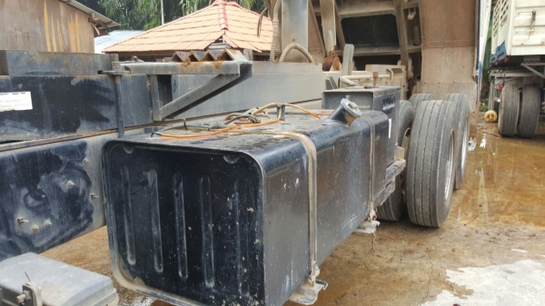 รถอีซูซุ 10 ล้อดั้ม FXZ 360 แรงม้า. ปี 54 , ( ขายแม่ , ลูก. ) , ( รถวิ่ง 11x,xxx กม. )    สนใจติดต่อ  081 - 6079515