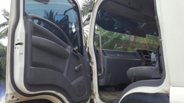 รถอีซูซุ 10 ล้อดั้ม FXZ 360 แรงม้า. ปี 54 , ( ขายแม่ , ลูก. ) , ( รถวิ่ง 11x,xxx กม. )    สนใจติดต่อ  081 - 6079515