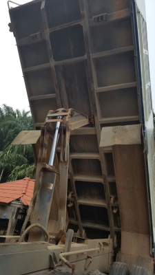 รถอีซูซุ 10 ล้อดั้ม FXZ 360 แรงม้า. ปี 54 , ( ขายแม่ , ลูก. ) , ( รถวิ่ง 11x,xxx กม. )    สนใจติดต่อ  081 - 6079515