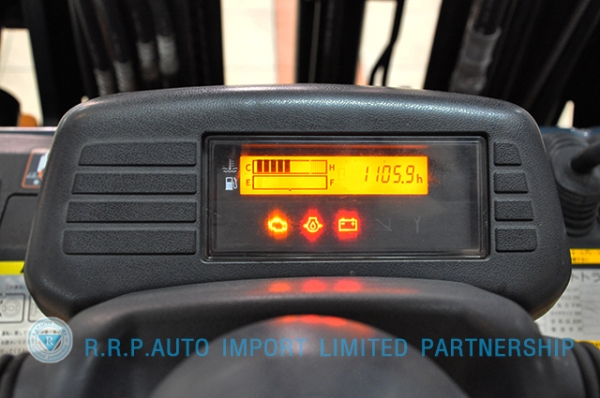 ขายรถโฟล์คลิฟท์มือสอง TOYOTA รุ่น7FG40 ราคา485,000 บาท นำเข้าจากประเทศญี่ปุ่น 100\% ไม่เคยใช้งานในไทย