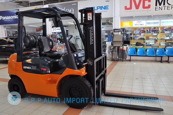 ขายรถโฟล์คลิฟท์มือสอง TOYOTA รุ่น 7FG20 ราคา xxx,xxx บาท นำเข้าจากประเทศญี่ปุ่น 100\% ไม่เคยใช้งานในไทย