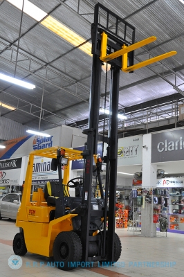 ขายรถโฟล์คลิฟท์มือสอง TCM  รุ่น FG15 ราคา 155,000 บาท นำเข้าจากประเทศญี่ปุ่น 100\% ไม่เคยใช้งานในไทย