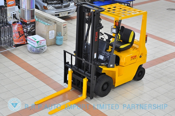 ขายรถโฟล์คลิฟท์มือสอง TCM  รุ่น FG15 ราคา 155,000 บาท นำเข้าจากประเทศญี่ปุ่น 100\% ไม่เคยใช้งานในไทย