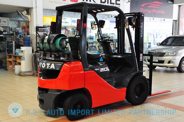 ขายรถโฟล์คลิฟท์มือสอง TOYOTA รุ่น 8FG20 ราคา xxx,xxx บาท นำเข้าจากประเทศญี่ปุ่น 100\% ไม่เคยใช้งานในไทย