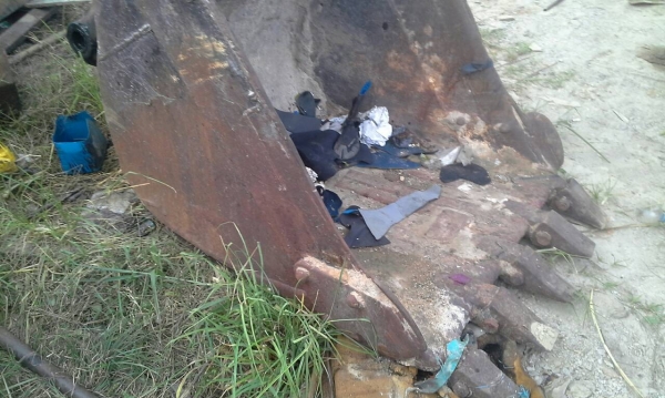 ขายแม็คโค  KOMATSUรุ่น3  pc200