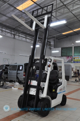 ขายรถโฟล์คลิฟท์มือสอง NISSAN รุ่น NL01 ราคา 185,000 บาทนำเข้าจากประเทศญี่ปุ่น 100\% ไม่เคยใช้งานในประเทศไทย