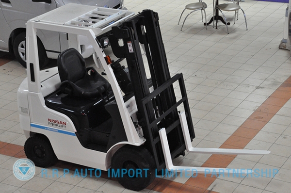 ขายรถโฟล์คลิฟท์มือสอง NISSAN รุ่น NL01 ราคา 185,000 บาทนำเข้าจากประเทศญี่ปุ่น 100\% ไม่เคยใช้งานในประเทศไทย