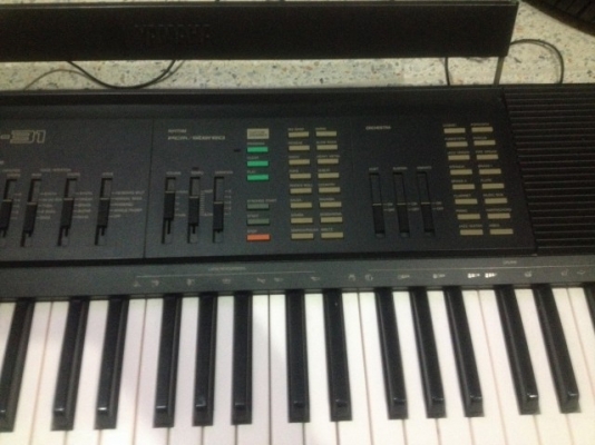 คีย์บอร์ด YAMAHA PSR 31 ของมาจากญี่ปุ่นสภาพสวยยังใหม่มีกระเป๋าใส่ครบ