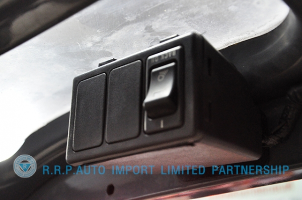 ขายรถโฟล์คลิฟท์มือสอง TOYOTA รุ่น 8FG30 ราคา 435,000 บาท นำเข้าจากประเทศญี่ปุ่น 100\% ไม่เคยใช้งานในไทย