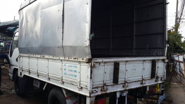 ขาย4ล้ออีซูซุnkrรถออกห้างแท้ๆสภาพดีๆพร้อมใช้แอร์เย็นฉ่ำจดทะเบียนปี2548ราคา350000บาท ขาย4ล้ออีซูซุnkrรถออกห้างแท้ๆสภาพดีๆพร้อมใช้แอร์เย็นฉ่ำจดทะเบียนปี2548ราคา350000บาท