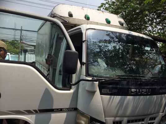 ขาย4ล้ออีซูซุnkrรถออกห้างแท้ๆสภาพดีๆพร้อมใช้แอร์เย็นฉ่ำจดทะเบียนปี2548ราคา350000บาท ขาย4ล้ออีซูซุnkrรถออกห้างแท้ๆสภาพดีๆพร้อมใช้แอร์เย็นฉ่ำจดทะเบียนปี2548ราคา350000บาท