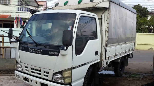 ขาย4ล้ออีซูซุnkrรถออกห้างแท้ๆสภาพดีๆพร้อมใช้แอร์เย็นฉ่ำจดทะเบียนปี2548ราคา350000บาท ขาย4ล้ออีซูซุnkrรถออกห้างแท้ๆสภาพดีๆพร้อมใช้แอร์เย็นฉ่ำจดทะเบียนปี2548ราคา350000บาท