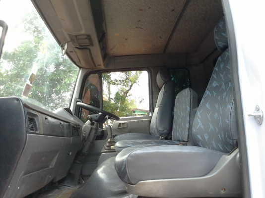 ขายด่วน รถบรรทุก 6 ล้อ ติดเครน 5 ตัน HINO FF1J 210 แรงม้า