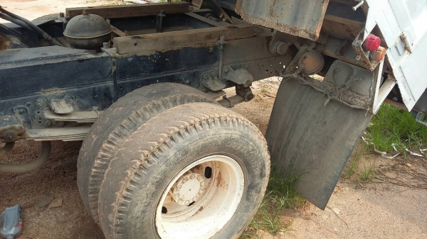 รถอีซูซุ 6 ล้อดั้ม 195 แรงม้า. ( รถประกอบ. )    สนใจติดต่อ  081 - 6079515