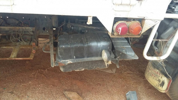 รถอีซูซุ 6 ล้อดั้ม 195 แรงม้า. ( รถประกอบ. )    สนใจติดต่อ  081 - 6079515