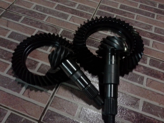 ขายเฟืองบายสีเดือยหมู 10/41หน้าหลังtoyota4&times;4