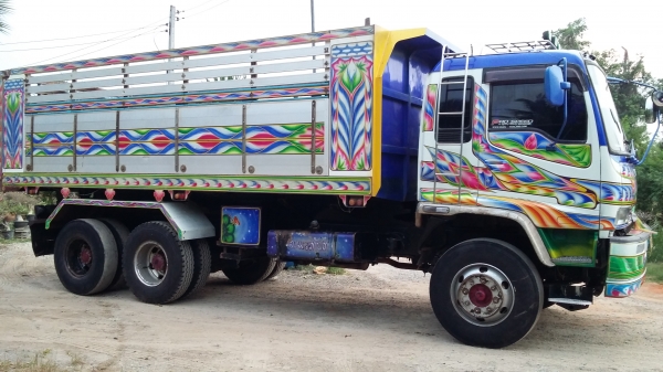 ขายสิบล้อสองเพลา ดั๊ม 320 อีซูซุเดก้า สนใจ 081 7368589