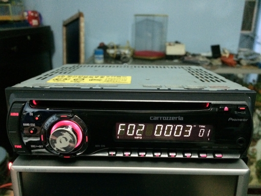 Pioneer DEH-320 MP3-RW CD-RW AUX ปรีเอ้า1ชุด มือ2 ญี่ปุ่น Pioneer DEH-320 MP3-RW CD-RW AUX ปรีเอ้า1ชุด มือ2 ญี่ปุ่น