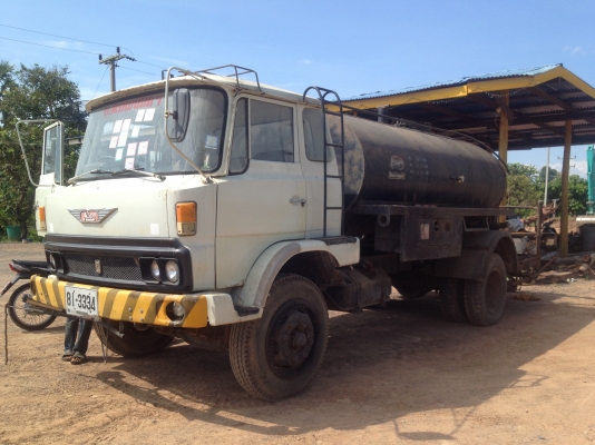 ขายรถ 6 ล้อ สเปร์ยาง  เล่มทะเบียนพร้อมโอน (แถมไม้กวาด+โรยหิน รวม3 รายการ