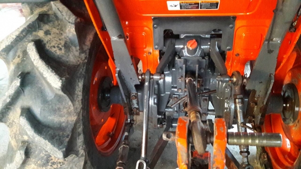 รถคูโบต้าL3608อุปกรณ์ครบปี56เหมือนรถใหม่1100ชมสวยมากครับหาอยู่ไม่ผิดหวัง 345000