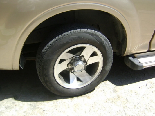 ล้อแม็ก off road ขอบ 15 ของ ENKAI พร้อมยาง