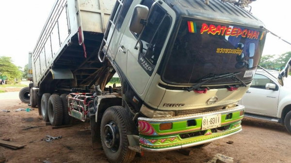 ขายๆอีกรอบด่วนๆ(ลูกค้าจัดแน่นซ์ไม่ผ่าน) ฮีโน่ FM3H-195โบว์อินเตอร์ ปี42 แม่ลูกดั้มมีเนียม3คาน สภาพสวยบางเดิมทั้งคัน ทะเบียนพร้อมโอน