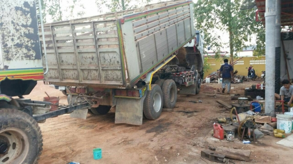 ขายๆอีกรอบด่วนๆ(ลูกค้าจัดแน่นซ์ไม่ผ่าน) ฮีโน่ FM3H-195โบว์อินเตอร์ ปี42 แม่ลูกดั้มมีเนียม3คาน สภาพสวยบางเดิมทั้งคัน ทะเบียนพร้อมโอน