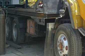 **790,000 บ.ต่อรอง/// เทนเลอร์2เพลา ROCKY-285 **ขาย เทนเลอร์2เพลา ISUZU ROCKY-285แรง ท้ายลาด ขน-ย้าย แบคโฮขนาด 200/320 ต่อใหม่ สีใหม่ สวยๆ พร้อมใช้ ISUZU ROCKY FVZ12MY (ร็อคเล็ก) วางเครื่องHINO EP100-Turbo 285HP (ลงเล่ม)เกียร์6สปีด เครื่องแน่น แห้งๆ แรง เ