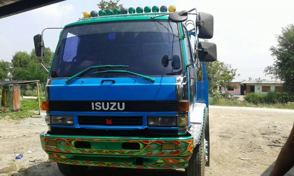 **790,000 บ.ต่อรอง/// เทนเลอร์2เพลา ROCKY-285 **ขาย เทนเลอร์2เพลา ISUZU ROCKY-285แรง ท้ายลาด ขน-ย้าย แบคโฮขนาด 200/320 ต่อใหม่ สีใหม่ สวยๆ พร้อมใช้ ISUZU ROCKY FVZ12MY (ร็อคเล็ก) วางเครื่องHINO EP100-Turbo 285HP (ลงเล่ม)เกียร์6สปีด เครื่องแน่น แห้งๆ แรง เ