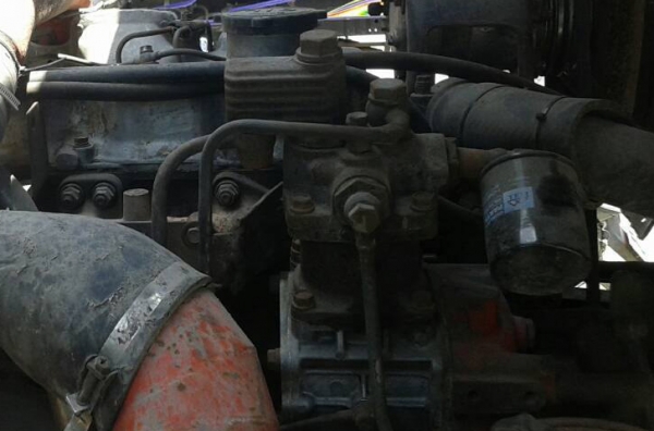 **790,000 บ.ต่อรอง/// เทนเลอร์2เพลา ROCKY-285 **ขาย เทนเลอร์2เพลา ISUZU ROCKY-285แรง ท้ายลาด ขน-ย้าย แบคโฮขนาด 200/320 ต่อใหม่ สีใหม่ สวยๆ พร้อมใช้ ISUZU ROCKY FVZ12MY (ร็อคเล็ก) วางเครื่องHINO EP100-Turbo 285HP (ลงเล่ม)เกียร์6สปีด เครื่องแน่น แห้งๆ แรง เ