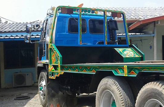 **790,000 บ.ต่อรอง/// เทนเลอร์2เพลา ROCKY-285 **ขาย เทนเลอร์2เพลา ISUZU ROCKY-285แรง ท้ายลาด ขน-ย้าย แบคโฮขนาด 200/320 ต่อใหม่ สีใหม่ สวยๆ พร้อมใช้ ISUZU ROCKY FVZ12MY (ร็อคเล็ก) วางเครื่องHINO EP100-Turbo 285HP (ลงเล่ม)เกียร์6สปีด เครื่องแน่น แห้งๆ แรง เ