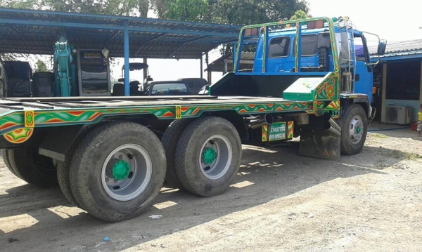 **790,000 บ.ต่อรอง/// เทนเลอร์2เพลา ROCKY-285 **ขาย เทนเลอร์2เพลา ISUZU ROCKY-285แรง ท้ายลาด ขน-ย้าย แบคโฮขนาด 200/320 ต่อใหม่ สีใหม่ สวยๆ พร้อมใช้ ISUZU ROCKY FVZ12MY (ร็อคเล็ก) วางเครื่องHINO EP100-Turbo 285HP (ลงเล่ม)เกียร์6สปีด เครื่องแน่น แห้งๆ แรง เ